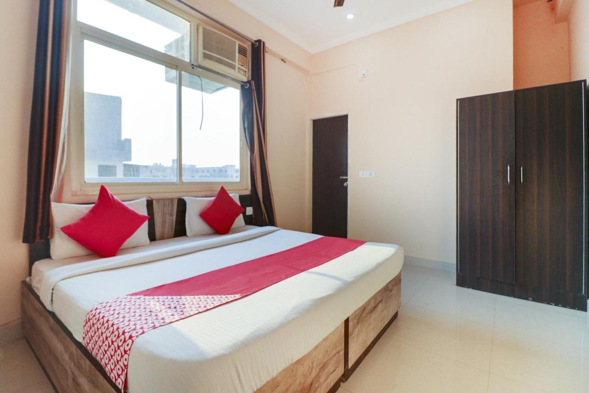 Oyo Flagship 75440 Relax Inn Greater Noida Extérieur photo